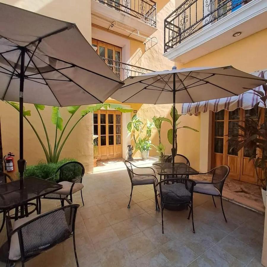 Cancun International Suites Exteriör bild