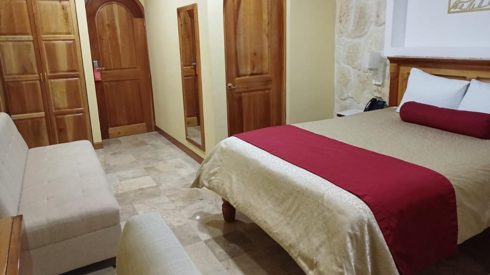 Cancun International Suites Exteriör bild