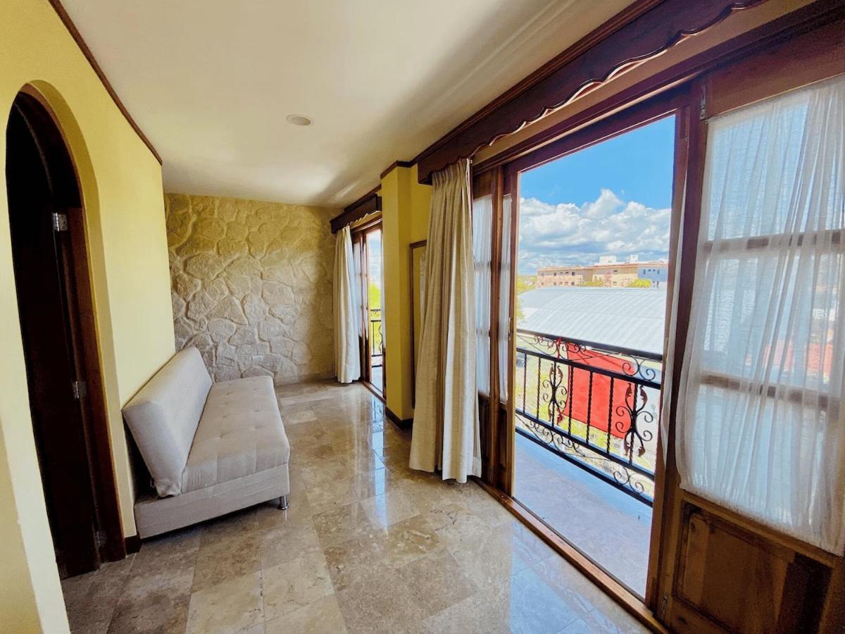 Cancun International Suites Exteriör bild